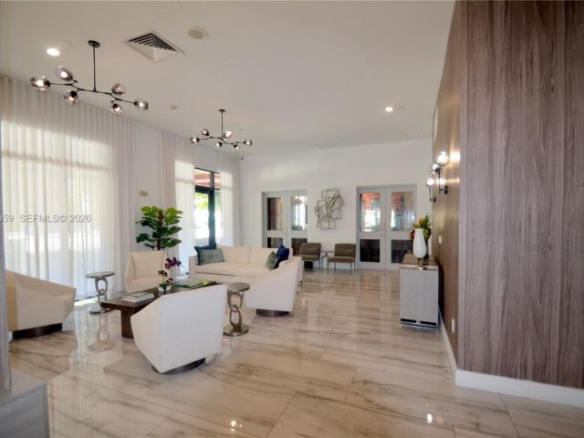 Apartment for rent  Unit #602 - photo 7528130