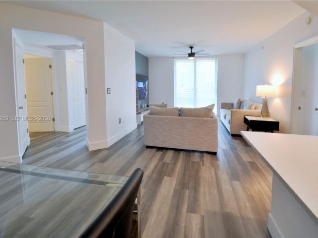 Apartment for rent  Unit #602 - photo 7528133