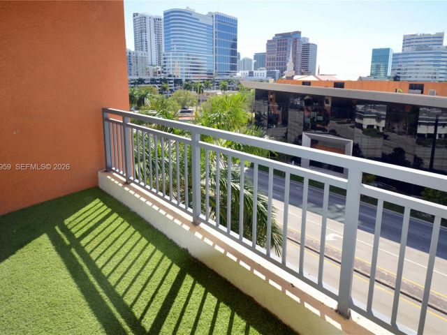 Apartment for rent  Unit #602 - photo 7528134