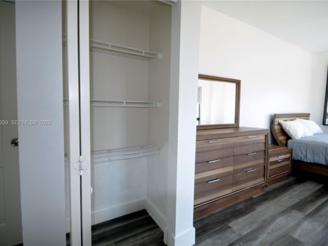 Apartment for rent  Unit #602 - photo 7528144