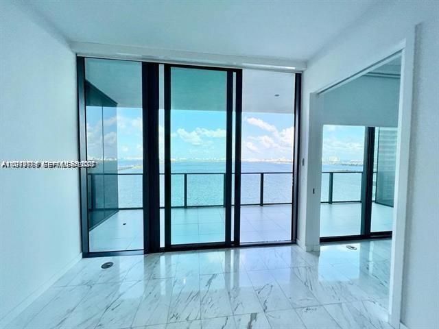 Apartment for rent  Unit #902 - photo 7530323