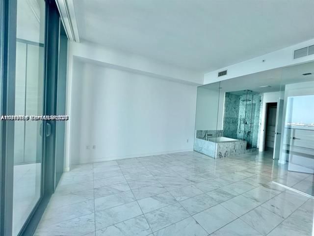 Apartment for rent  Unit #902 - photo 7530325