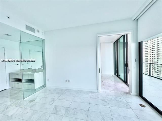 Apartment for rent  Unit #902 - photo 7530327