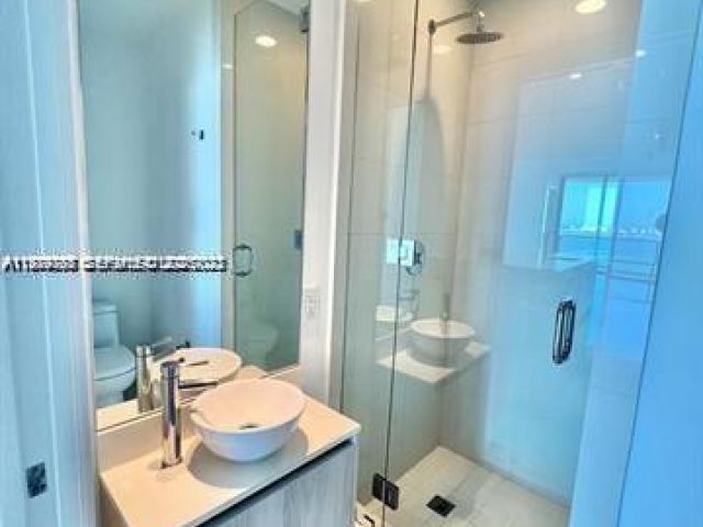 Apartment for rent  Unit #902 - photo 7530330