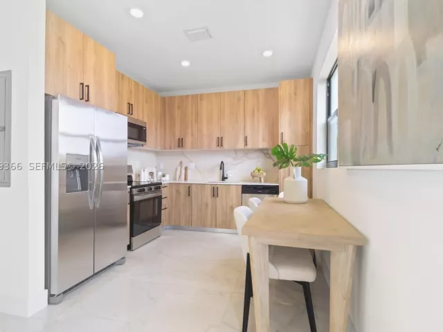 3-bedroom home for sale in Homestead - 13341 SW 265th Terr - MondialRealty