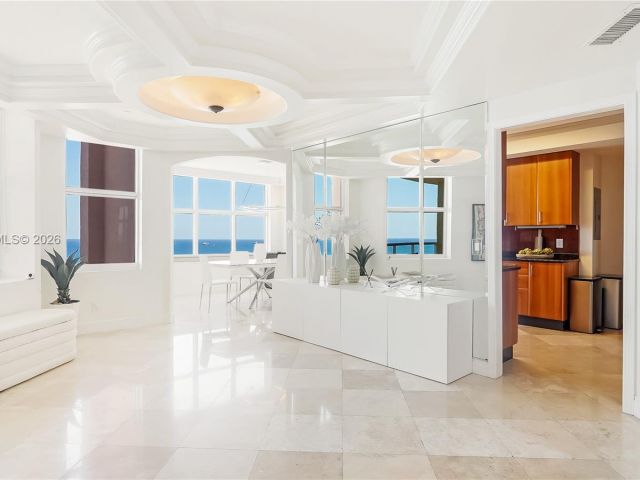 Apartment for sale  Unit #20D - photo 7530625