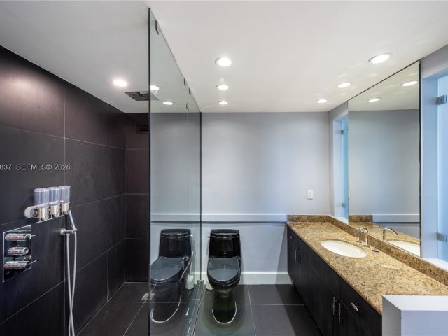 Apartment for sale  Unit #1009 - photo 7529200