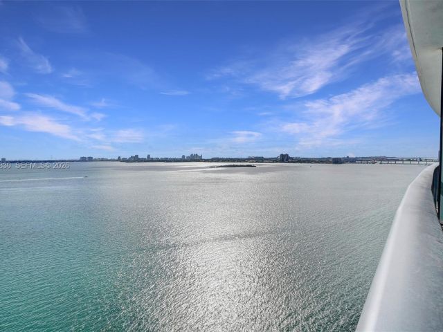 Apartment for rent  Unit #1703 - photo 7530275