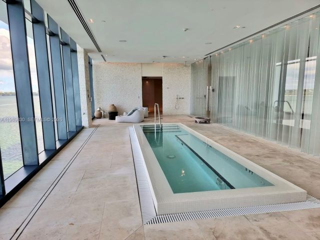 Apartment for rent  Unit #1703 - photo 7530283