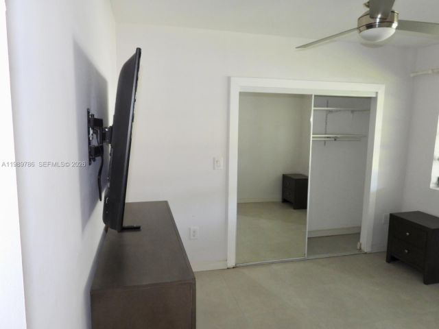 Home for sale at 715 Hollywood Blvd - photo 7534662