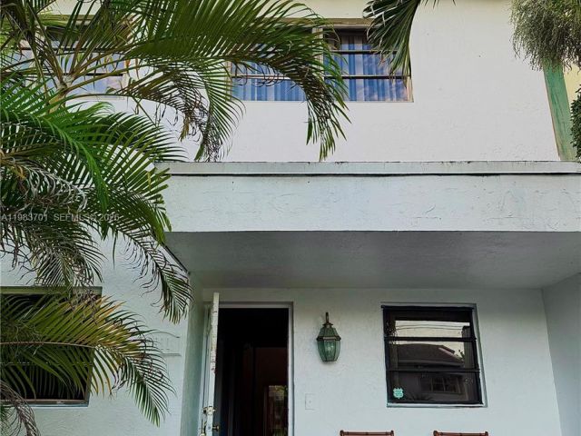 Home for sale at 3911 Farragut St - photo 7529115