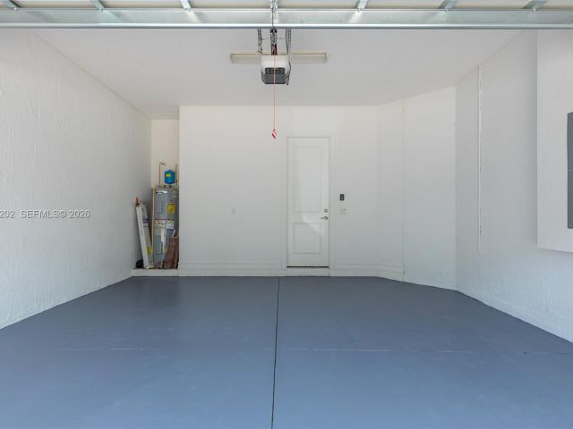 Home for rent at 11524 SW 16th St - photo 7528806