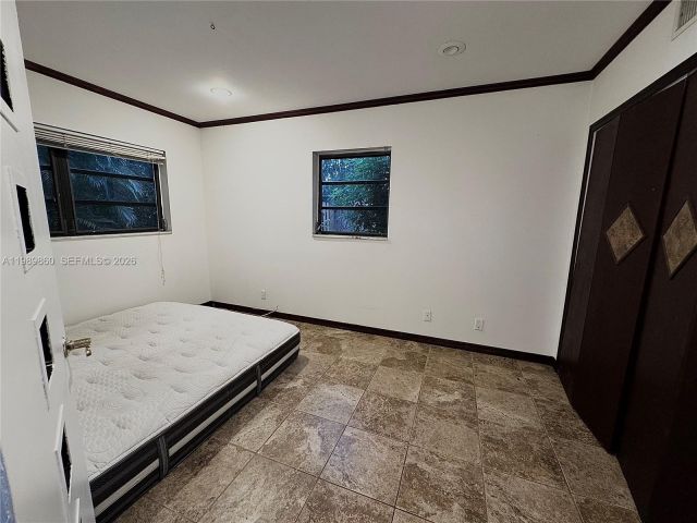 Home for rent at 3911 Farragut St 3911 - photo 7529102