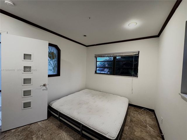 Home for rent at 3911 Farragut St 3911 - photo 7529103