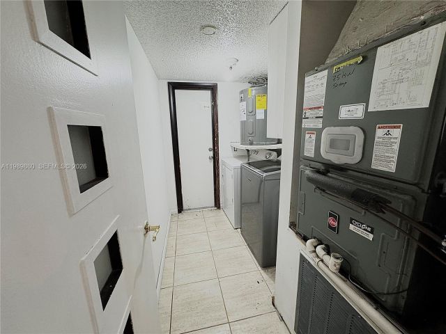 Home for rent at 3911 Farragut St 3911 - photo 7529106