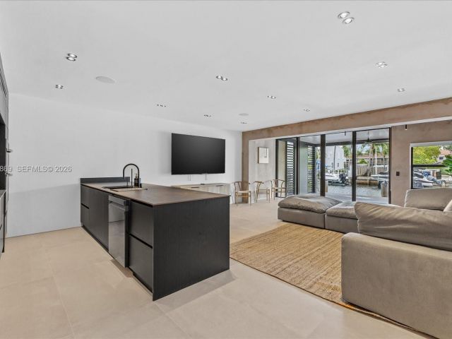 Home for rent at 3786 NE 167th St 49 - photo 7529158