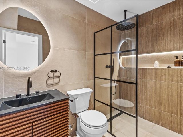 Home for rent at 3786 NE 167th St 49 - photo 7529168