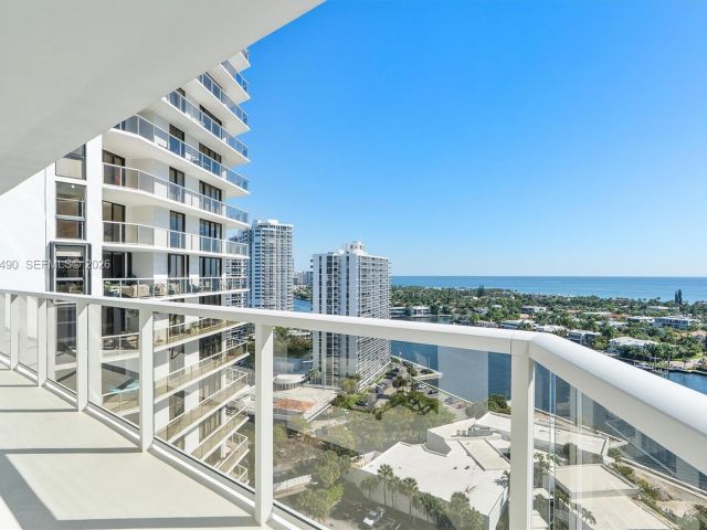 Apartment for sale  Unit #1712 - photo 7530984