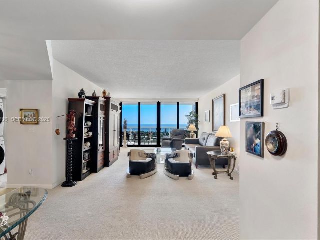 Apartment for sale  Unit #1712 - photo 7530988