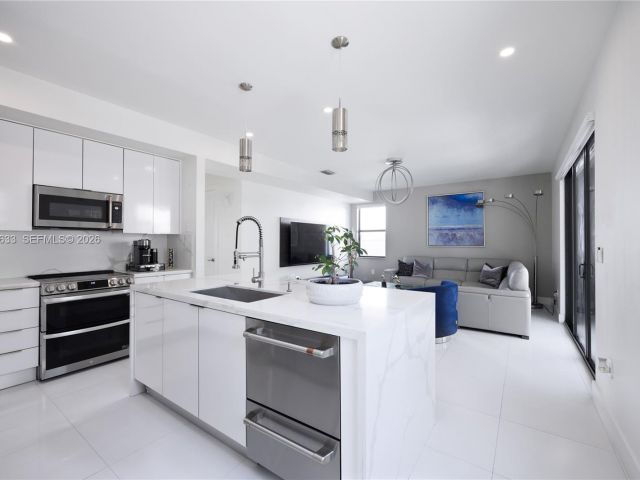 Home for sale at 2981 SW 149th Ave - photo 7531701