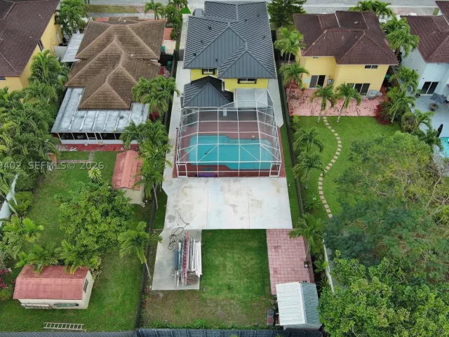 4-bedroom home for sale in Miami - 14052 SW 167th Ter - MondialRealty