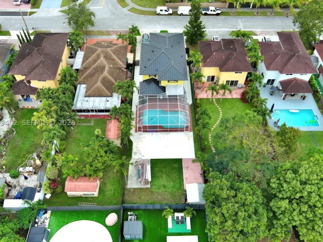 4-bedroom home for sale in Miami - 14052 SW 167th Ter - MondialRealty