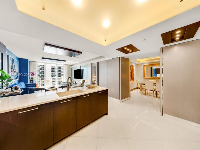 Apartment for sale  Unit #806S - photo 7530520