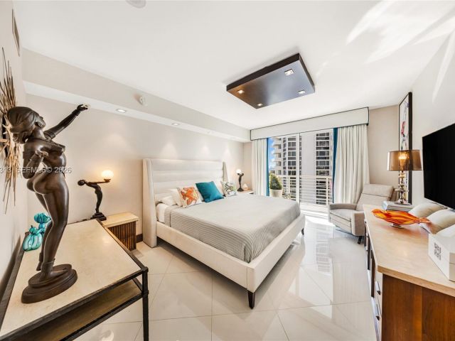 Apartment for sale  Unit #806S - photo 7530523