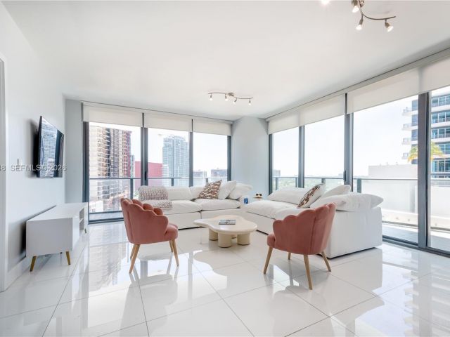 Apartment for rent  Unit #1206 - photo 7529502