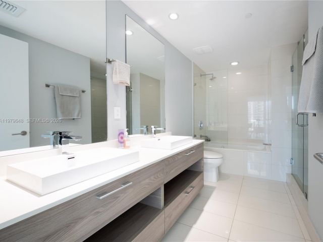 Apartment for rent  Unit #1206 - photo 7529505