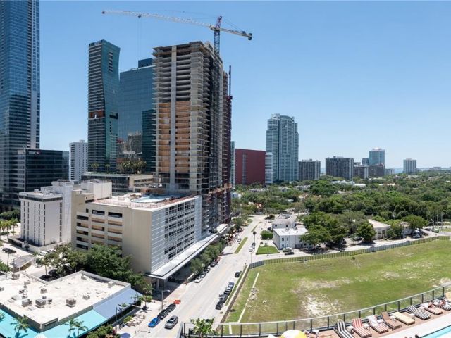 Apartment for rent  Unit #1206 - photo 7529515