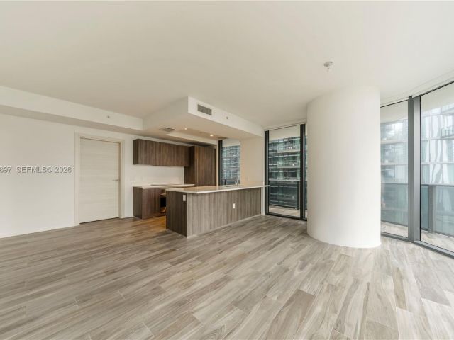 Apartment for sale  Unit #2005 - photo 7529540