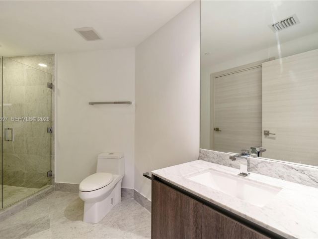 Apartment for sale  Unit #2005 - photo 7529548