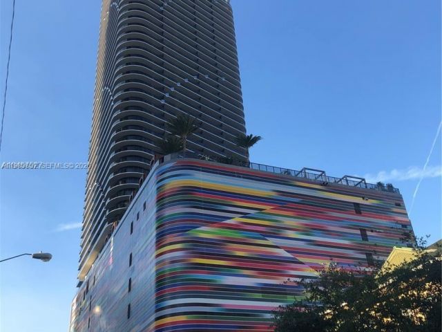 Apartment for sale  Unit #2005 - photo 7529551