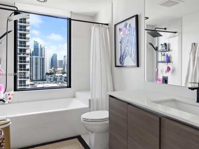 Apartment for rent  Unit #2008 - photo 7530214