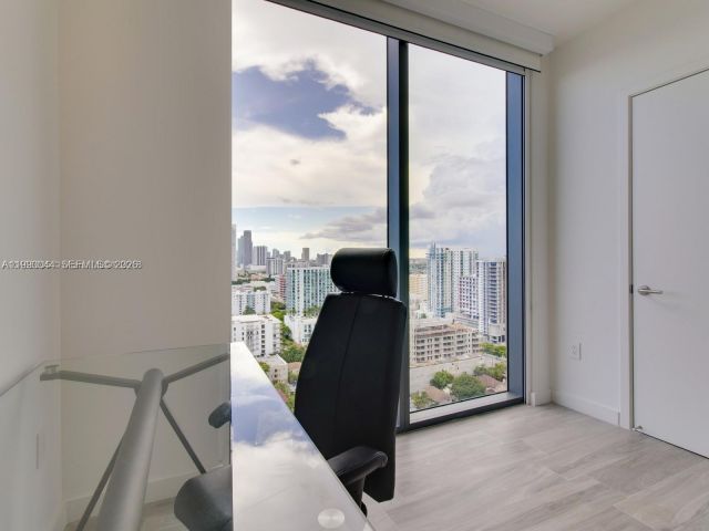 Apartment for rent  Unit #2008 - photo 7530215