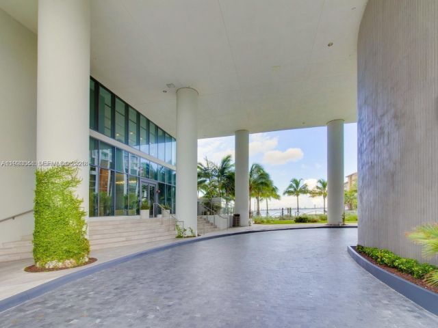 Apartment for rent  Unit #2008 - photo 7530223