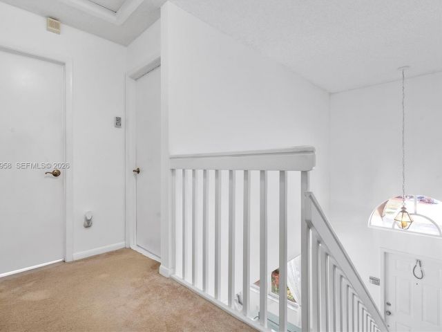 3-bedroom home for sale in Pembroke Pines - 15462 NW 14th Ct - MondialRealty