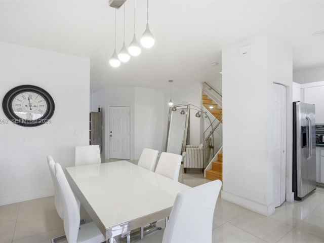 3-bedroom home for sale in Doral - 10319 NW 30th Ter - MondialRealty