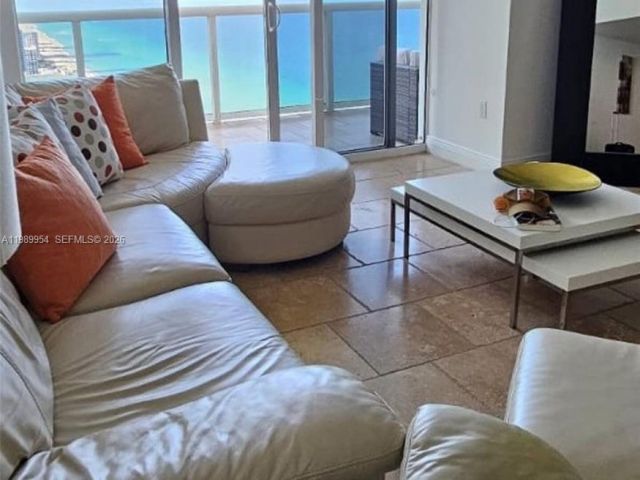 Apartment for sale  Unit #4010 - photo 7530777