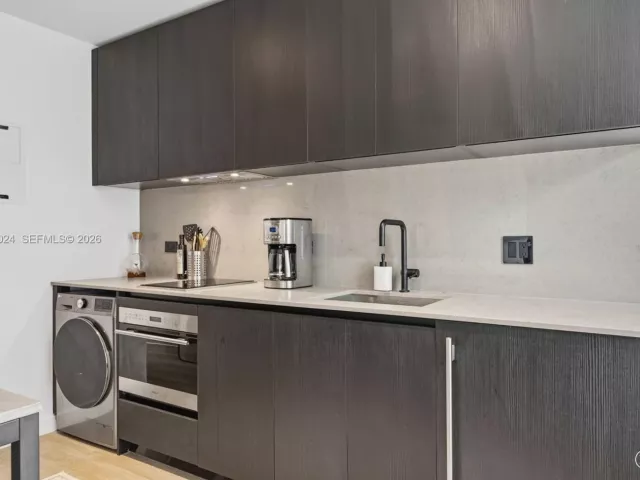condo for sale in Miami - 20 NE 11th St 2306A - MondialRealty
