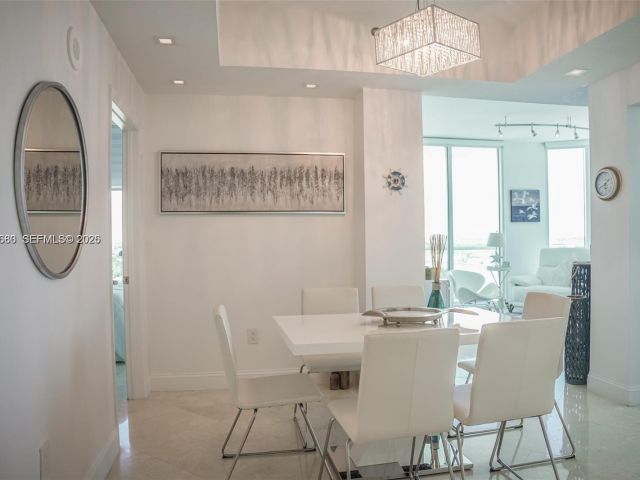 Apartment for sale  Unit #1709 - photo 7530968