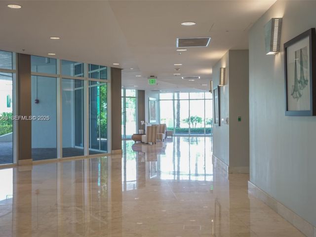 Apartment for sale  Unit #1709 - photo 7530976