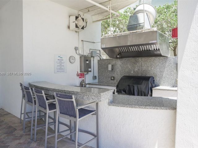 Apartment for sale  Unit #1709 - photo 7530979