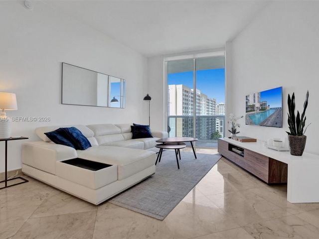 Apartment for sale  Unit #805 - photo 7530562