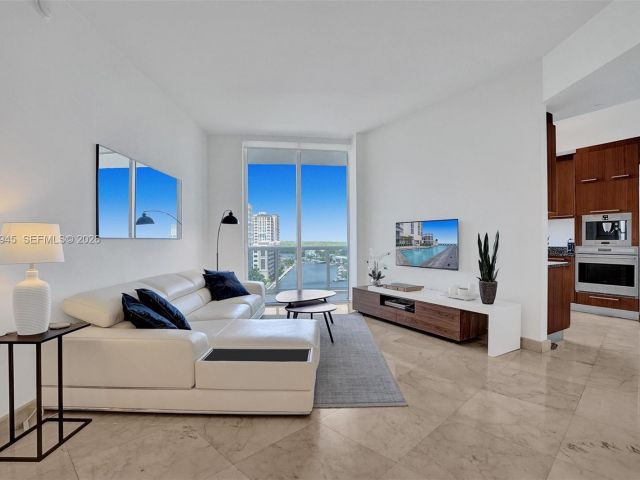 Apartment for sale  Unit #805 - photo 7530563