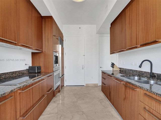 Apartment for sale  Unit #805 - photo 7530568