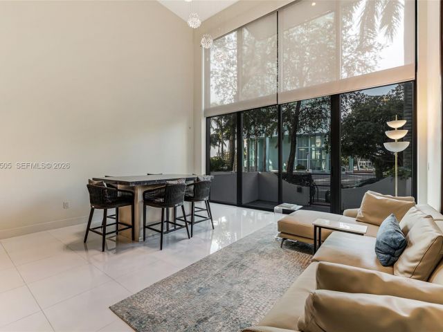 Apartment for rent  Unit #112 - photo 7531070