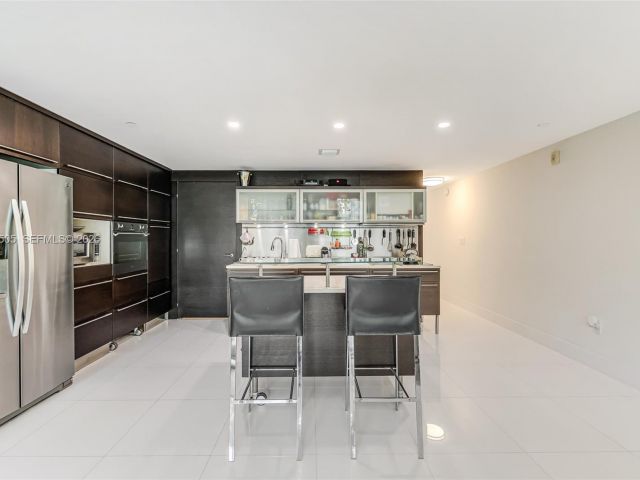 Apartment for rent  Unit #112 - photo 7531078