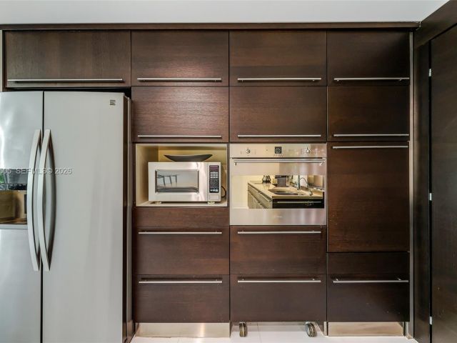 Apartment for rent  Unit #112 - photo 7531080